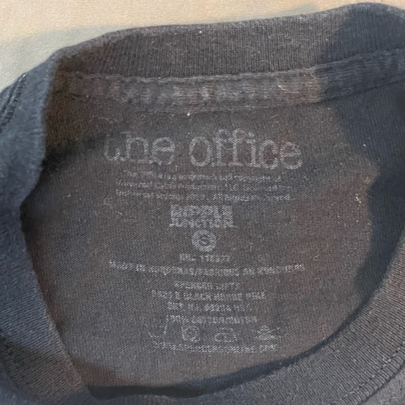 The Office Dwight Schrute False T-Shirt Size Small - Picture 3 of 3